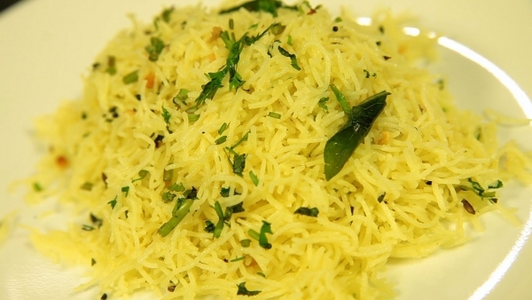 Лимонный рис - Читраннам